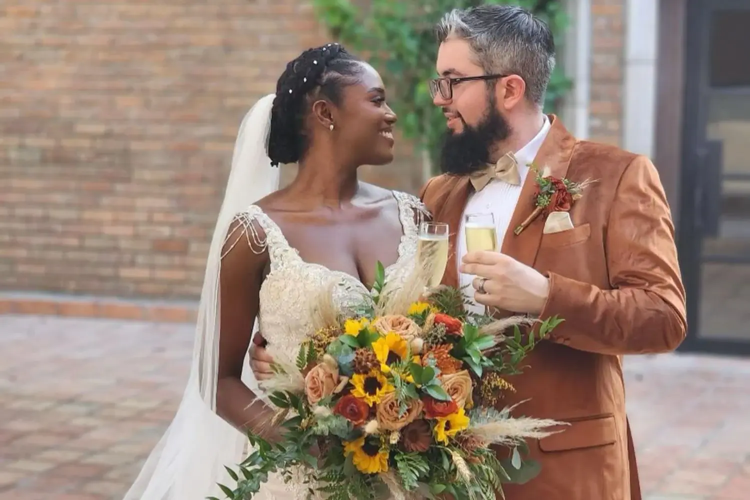 Taylor & Jeanae's Colorful Wedding